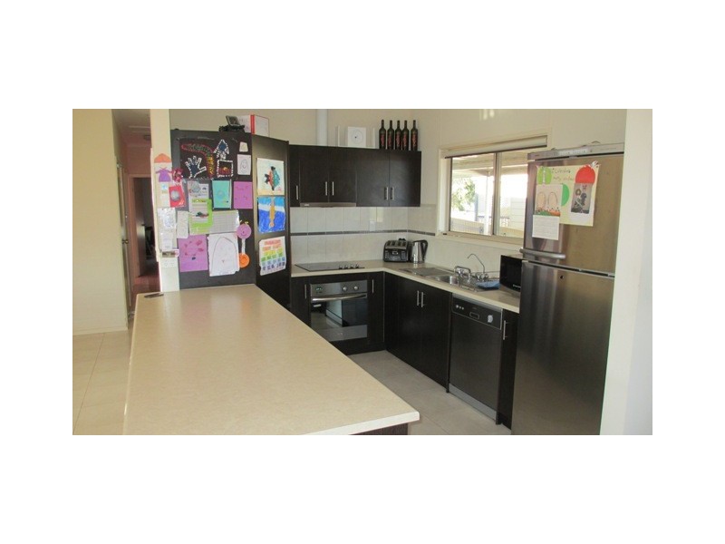 20 Seaview Road, Moonta Bay SA 5558