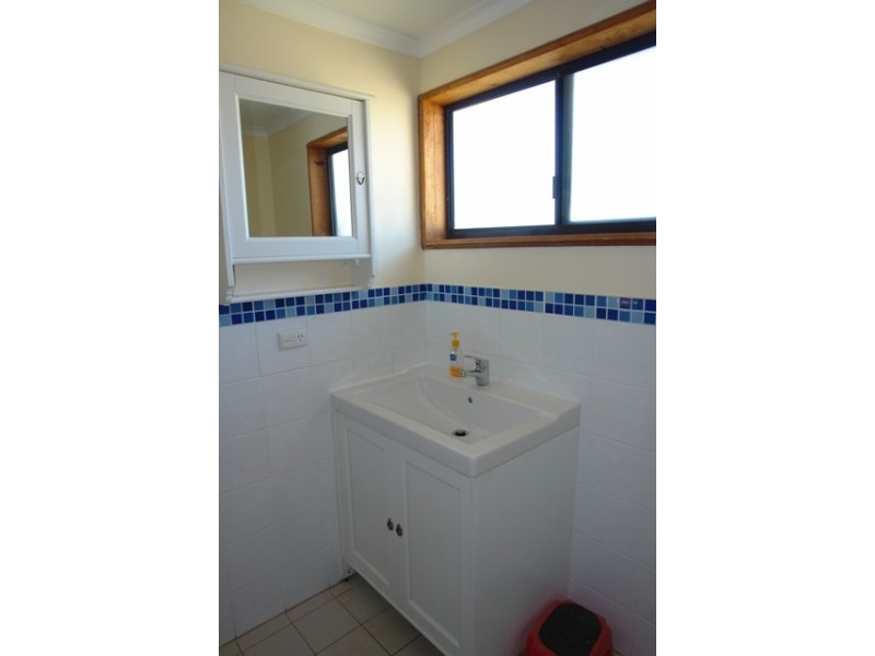 12 Monmouth Street, Moonta Bay SA 5558