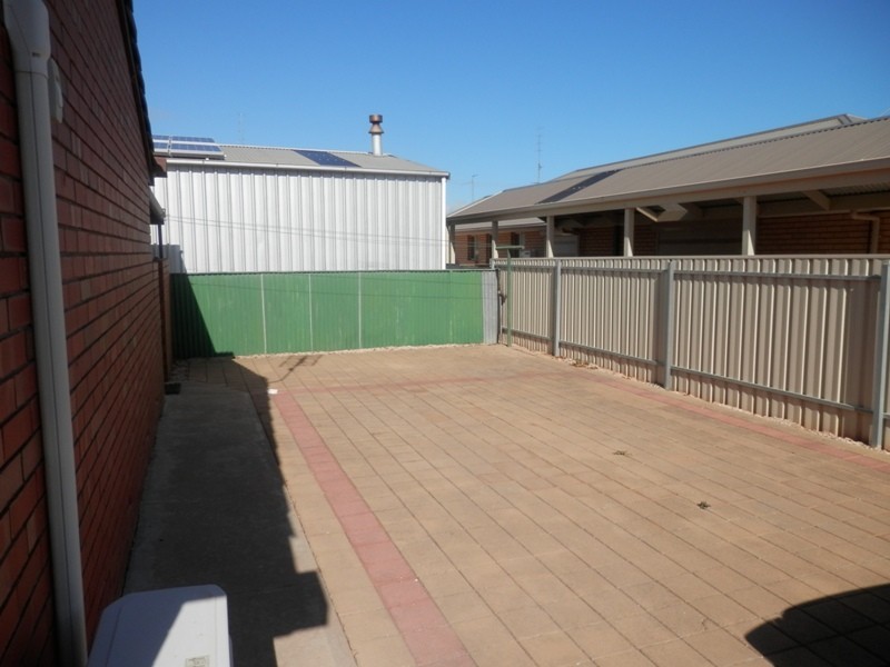 2/63 Coast Road, Moonta Bay SA 5558