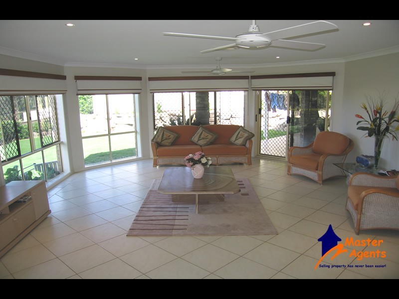 9 Royal View Close, Burleigh Heads QLD 4220