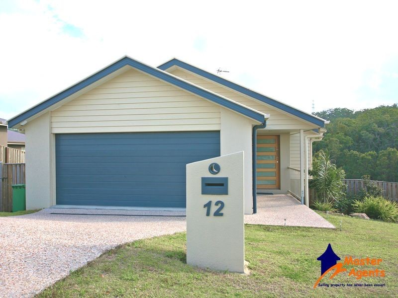 12 Chesterton Street, Pacific Pines QLD 4211
