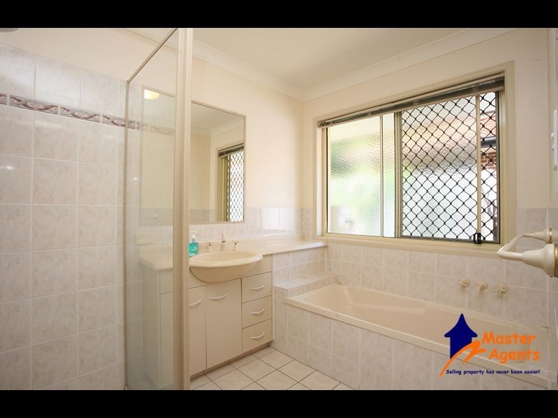 9 Kyler Court, Mudgeeraba QLD 4213