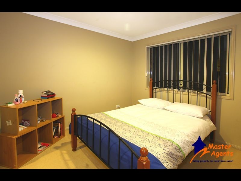 37 Trade Winds Drive, Helensvale QLD 4212