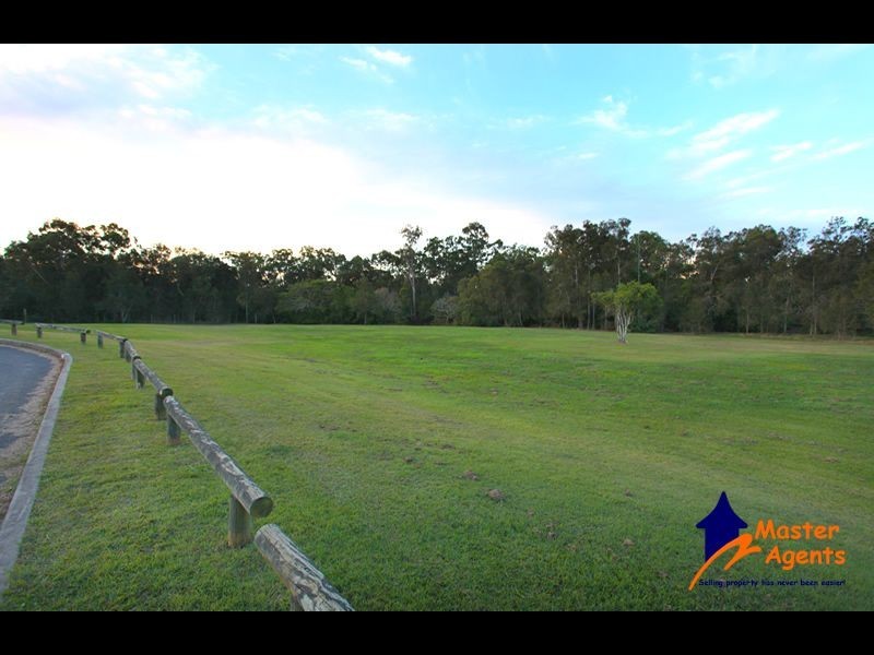 37 Trade Winds Drive, Helensvale QLD 4212