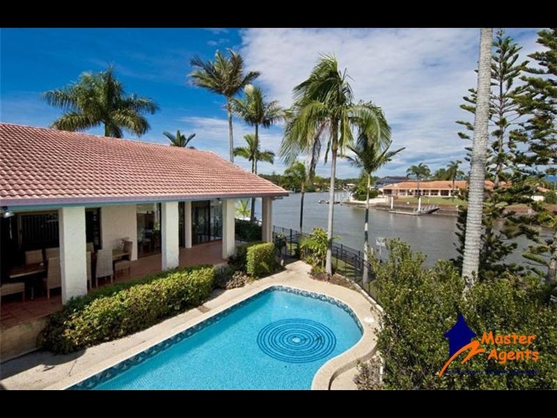 22 Binda Place, Sorrento QLD 4217