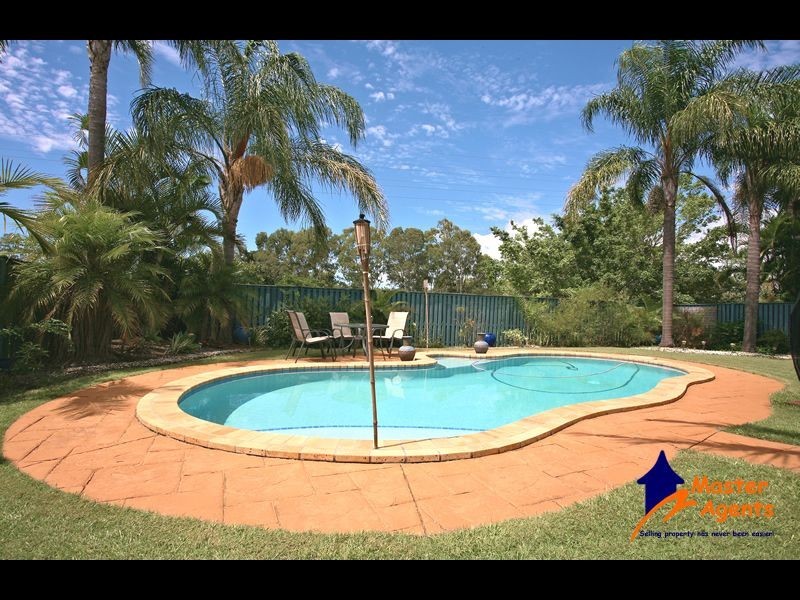 23 Port Jackson Boulevard, Clear Island Waters QLD 4226