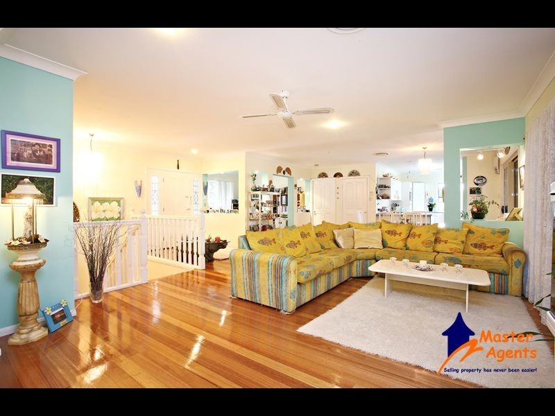 155 Gardenia Drive, Bonogin QLD 4213