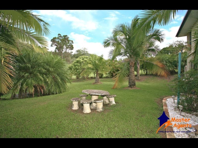 155 Gardenia Drive, Bonogin QLD 4213