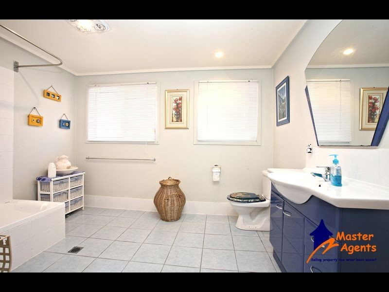 116 Tallebudgera Creek Road, Tallebudgera QLD 4228