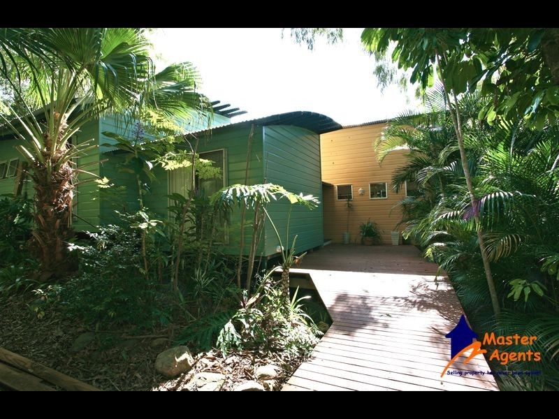 7 Keryn Close, Worongary QLD 4213