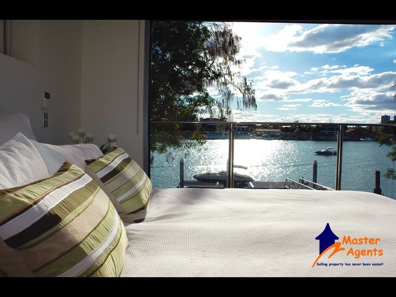 4 Paradise Place, Surfers Paradise QLD 4217