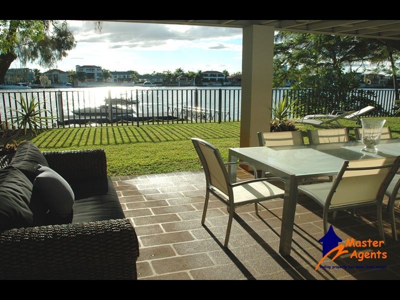 4 Paradise Place, Surfers Paradise QLD 4217