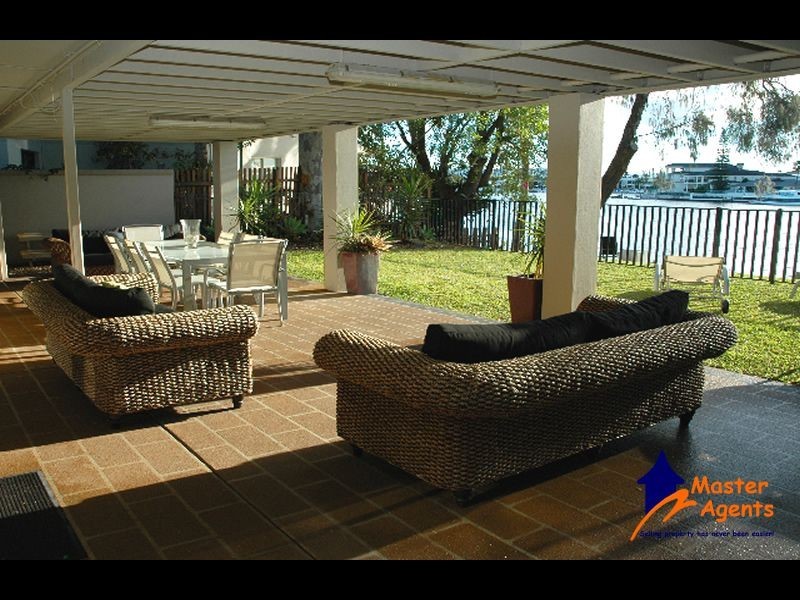 4 Paradise Place, Surfers Paradise QLD 4217