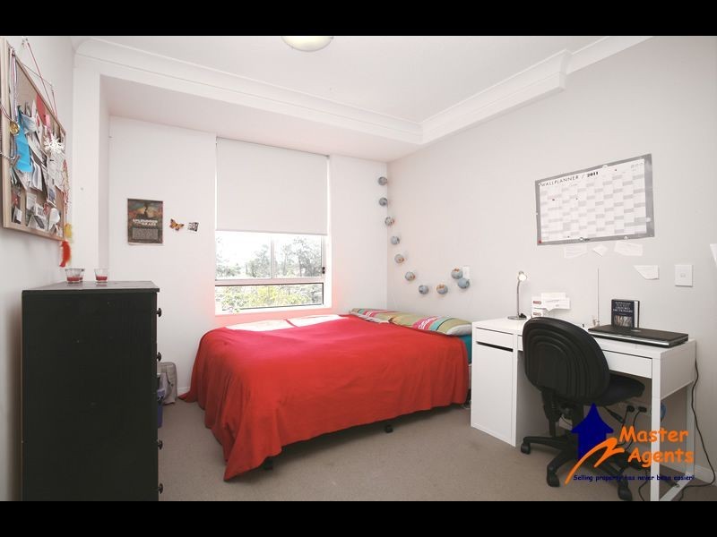 12 Executive Drive, Burleigh Waters QLD 4220