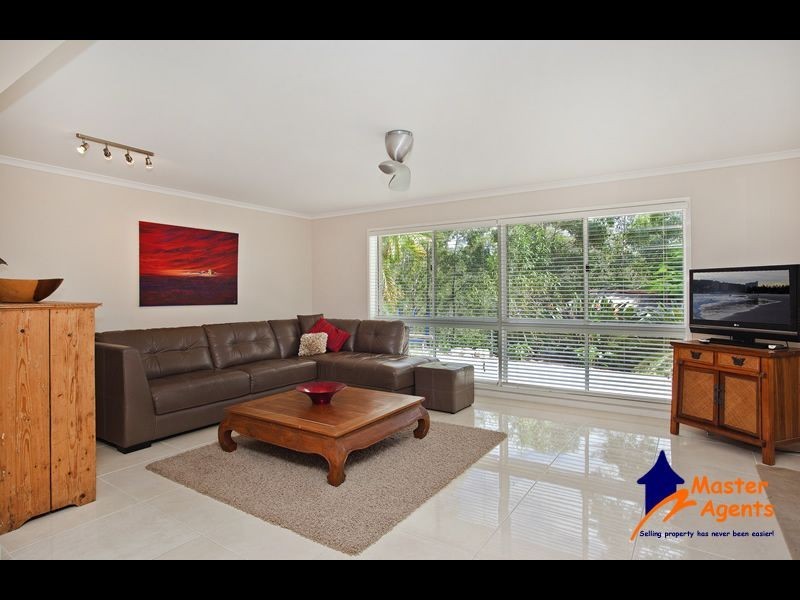 40 Buckingham Way, Elanora QLD 4221