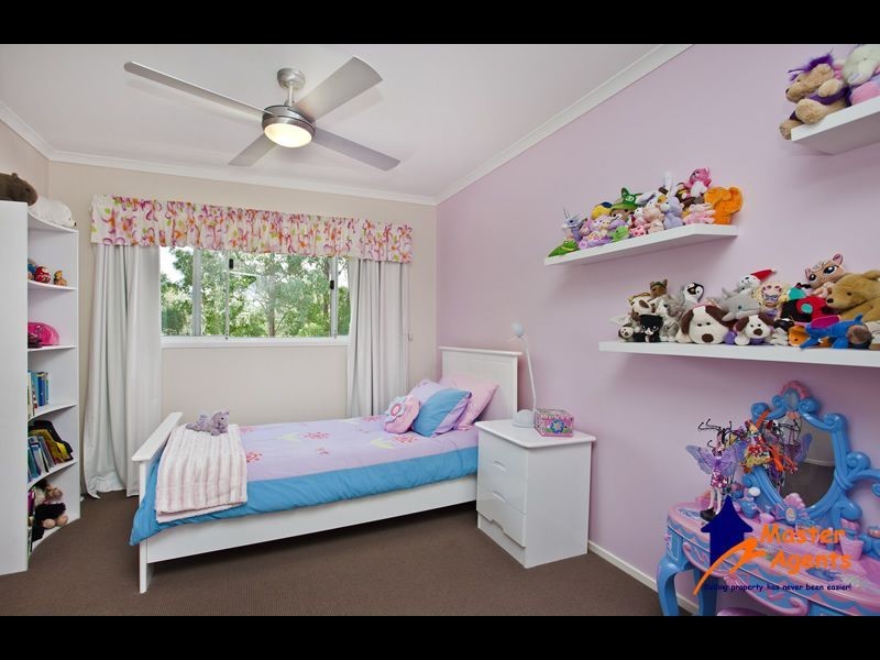 40 Buckingham Way, Elanora QLD 4221