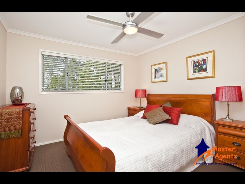 40 Buckingham Way, Elanora QLD 4221