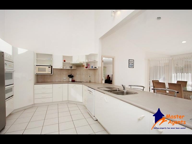 1 Balcatta Court, Elanora QLD 4221