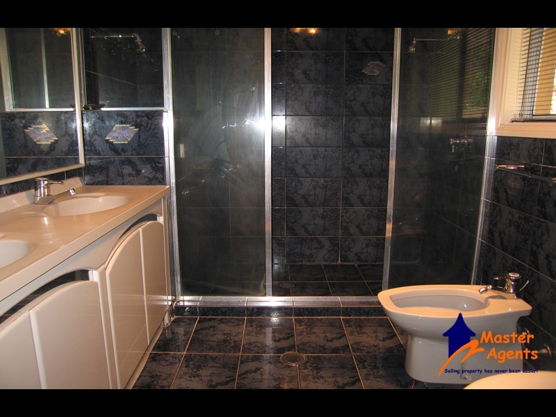 1 Balcatta Court, Elanora QLD 4221