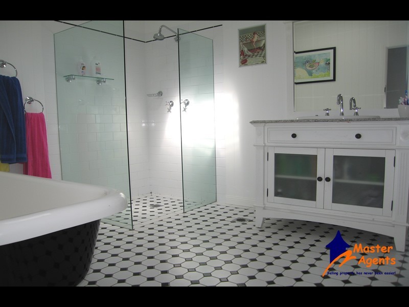 14 Tuesday Drive, Tallebudgera Valley QLD 4228