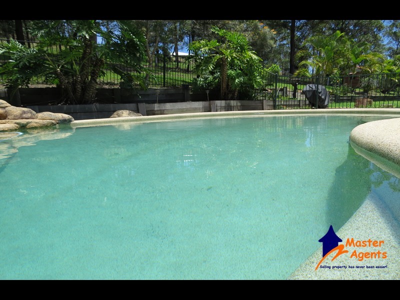 10 Guava Court, Bonogin QLD 4213