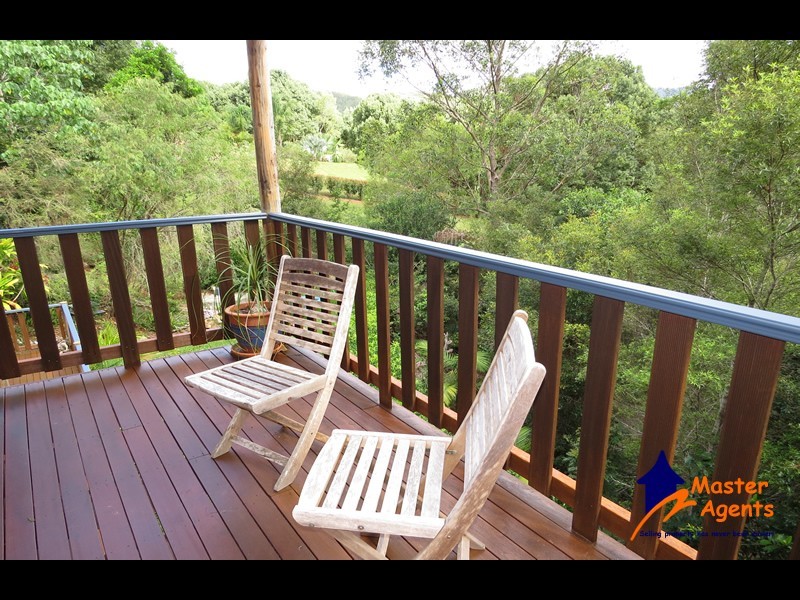 8 Yarra Court, Tallebudgera Valley QLD 4228