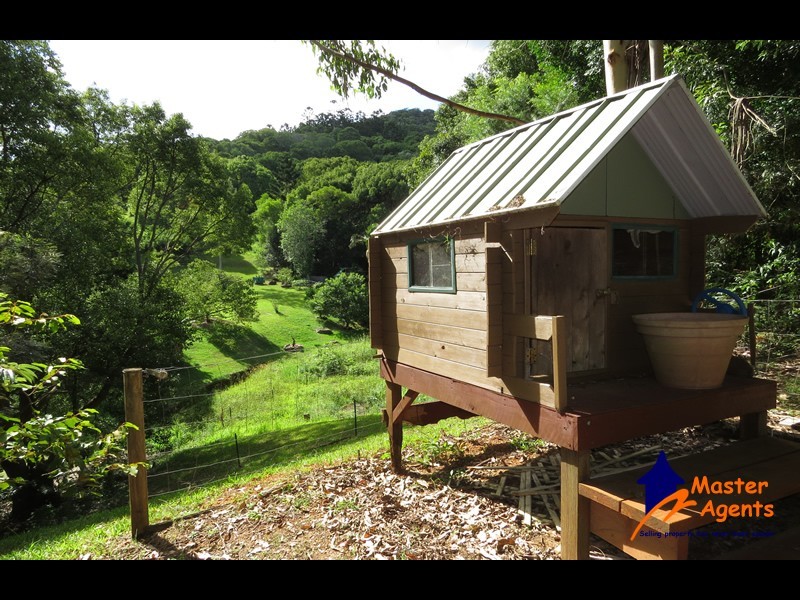 8 Yarra Court, Tallebudgera Valley QLD 4228