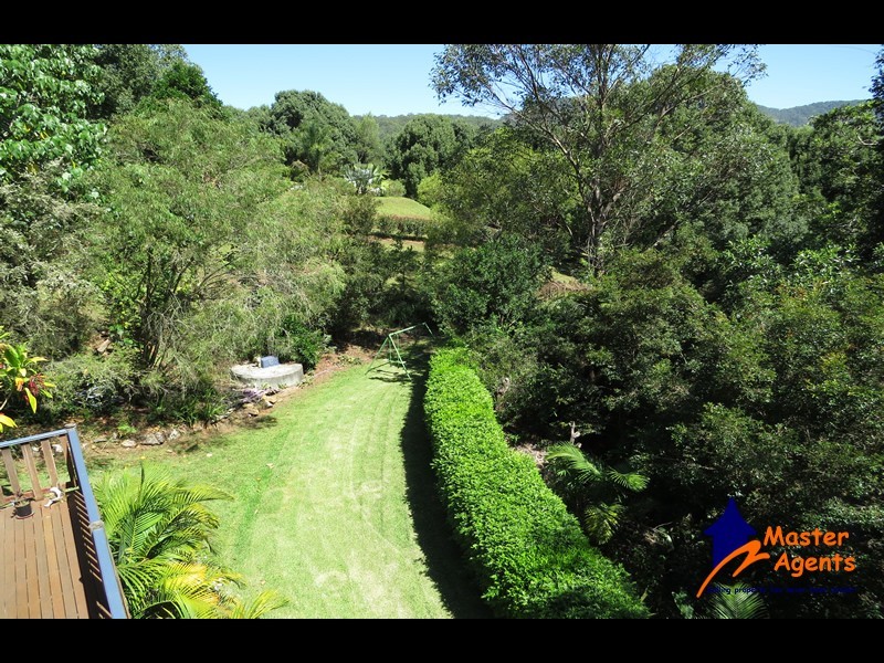 8 Yarra Court, Tallebudgera Valley QLD 4228