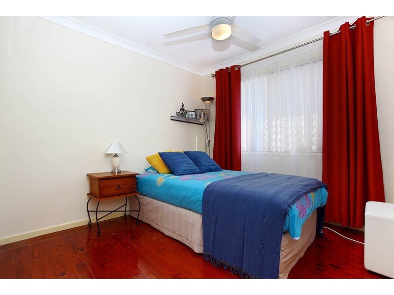 65 Oakleaf Street, Eight Mile Plains QLD 4113