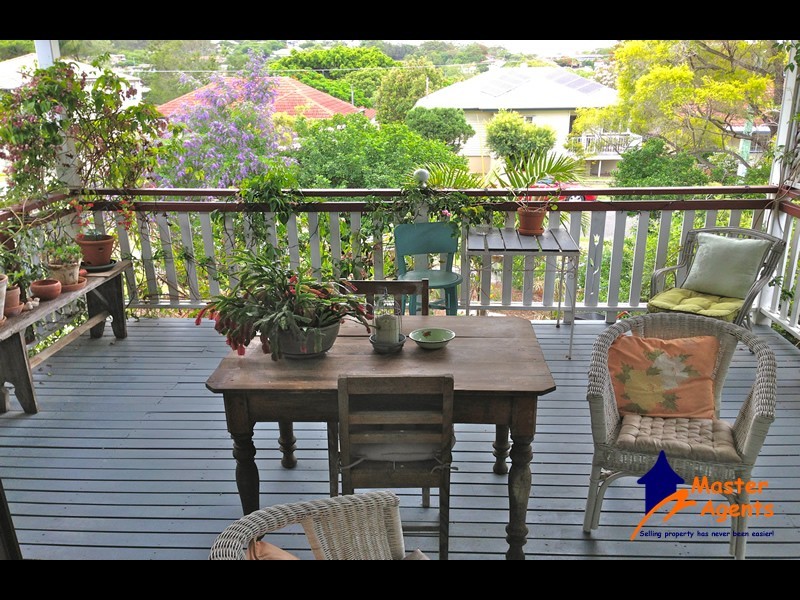 16 Hicks Street, Mount Gravatt East QLD 4122