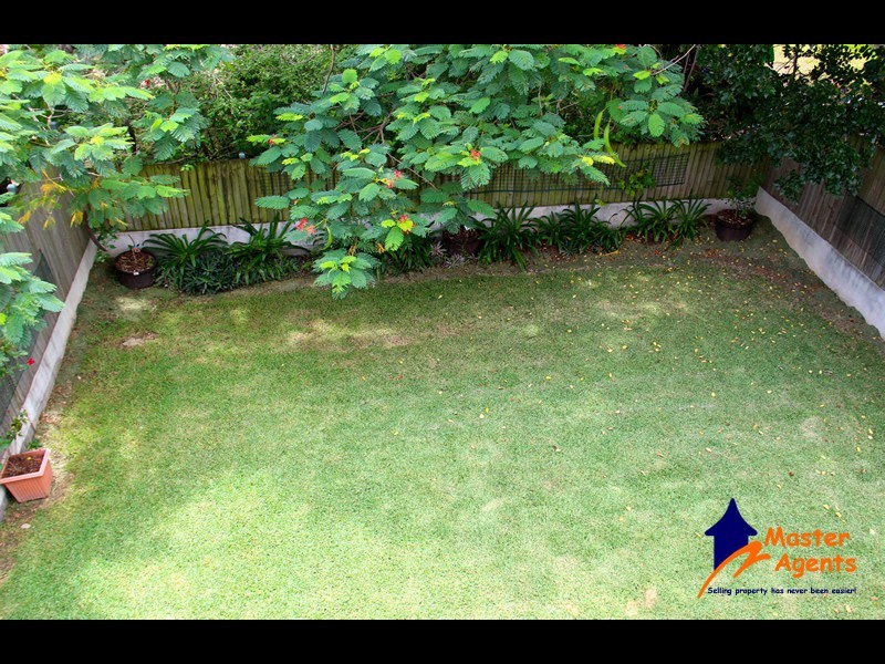 132 McIlwraith Ave, Norman Park QLD 4170