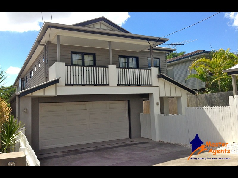 132 McIlwraith Ave, Norman Park QLD 4170