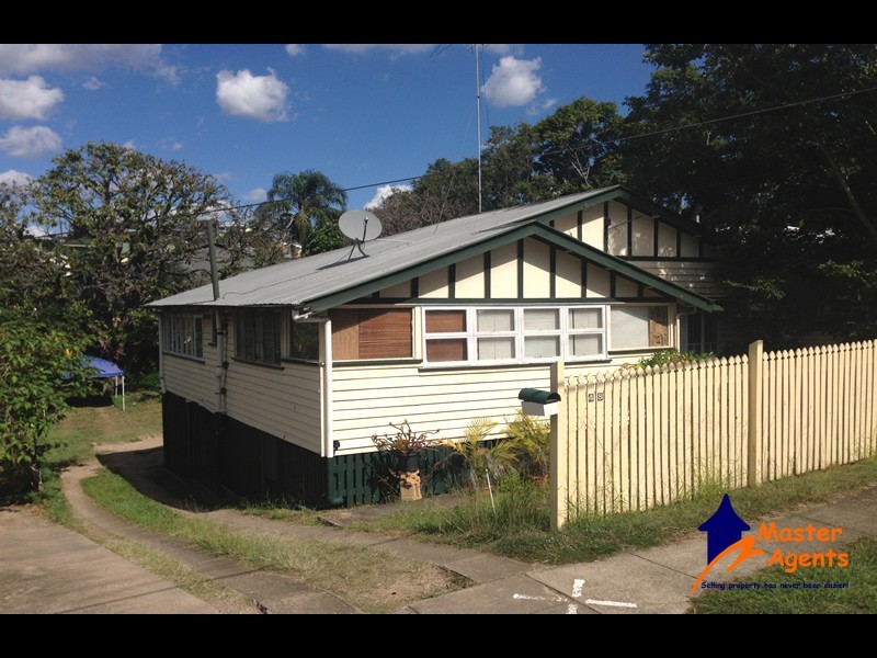 48 Balmoral Street, Hawthorne QLD 4171