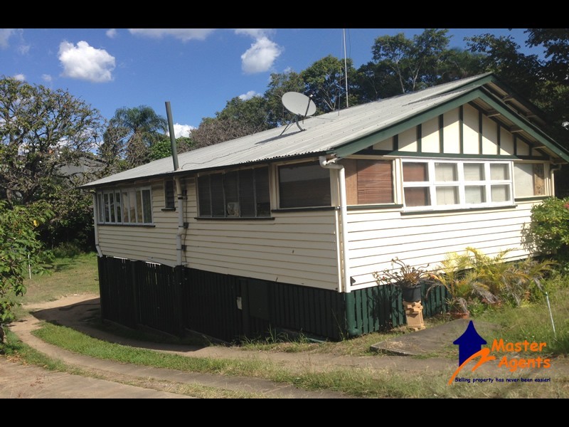 48 Balmoral Street, Hawthorne QLD 4171