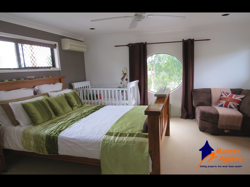 90 Thorngate Drive, Robina QLD 4226