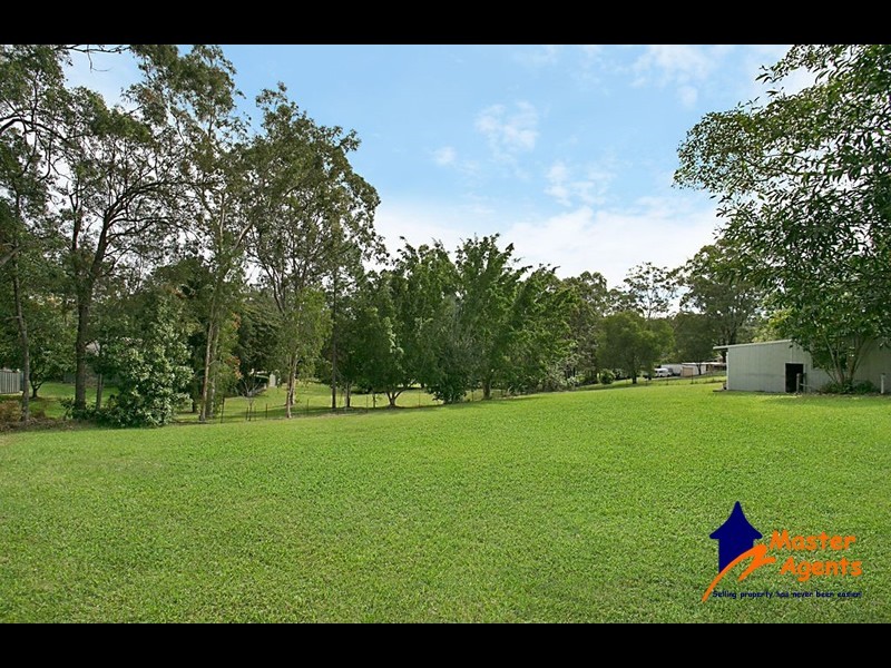19 Tarawara Ave, Tallai QLD 4213