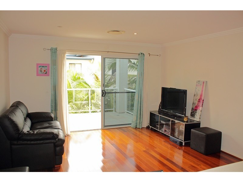 11/60-62 Old Pittwater Rd, Brookvale NSW 2100