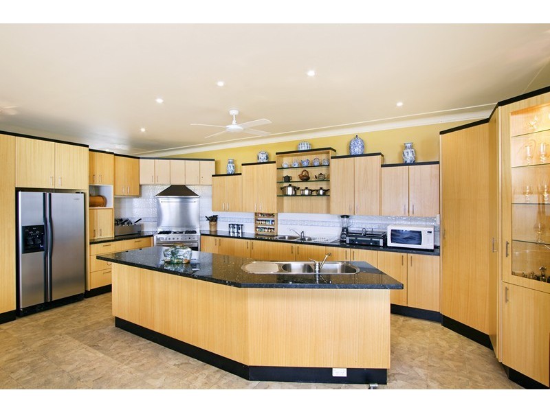 2 Scotney Pl, Collaroy NSW 2097