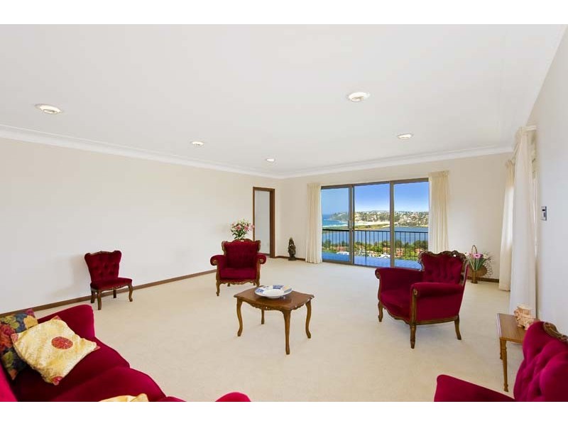 35 Lincoln Ave, Collaroy NSW 2097