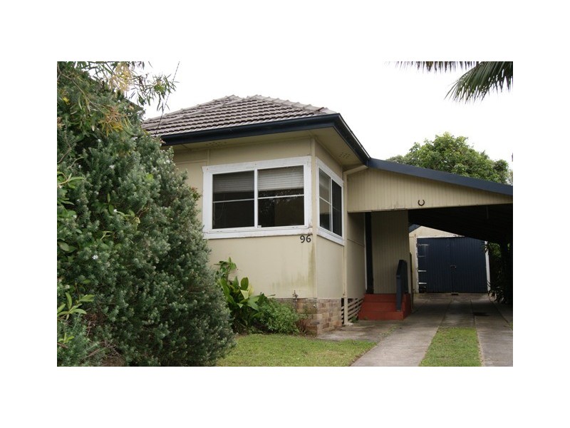 96 Pitt Road, North Curl Curl NSW 2099