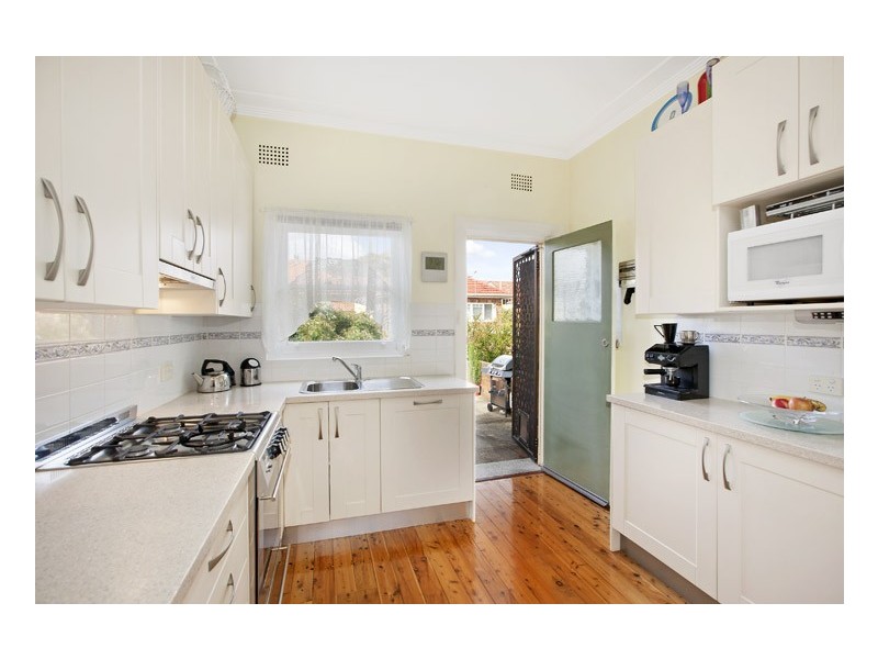 4/6 Cameron Avenue, Manly NSW 2095