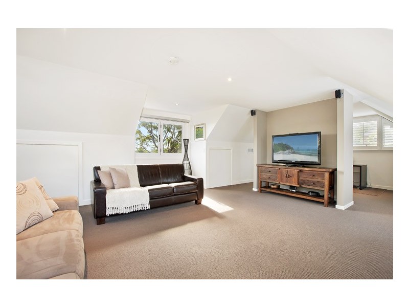 23 Ettalong Street, Collaroy Plateau NSW 2097