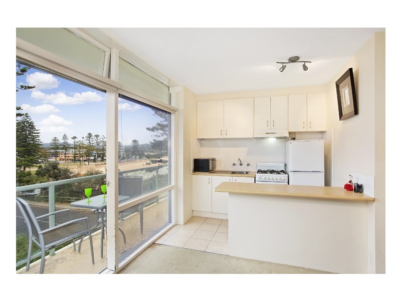 17/2 Monash Parade, Dee Why NSW 2099