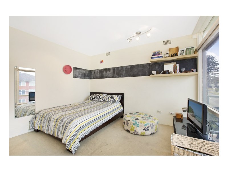 17/2 Monash Parade, Dee Why NSW 2099