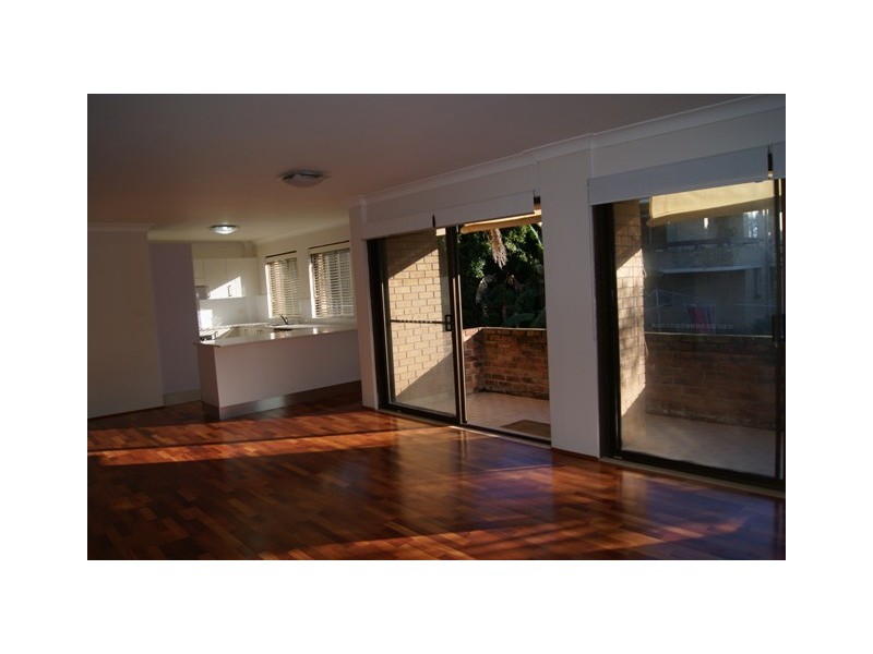 11/9 Mactier Street, Narrabeen NSW 2101