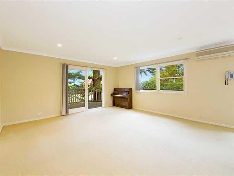 31B Parr Avenue, North Curl Curl NSW 2099