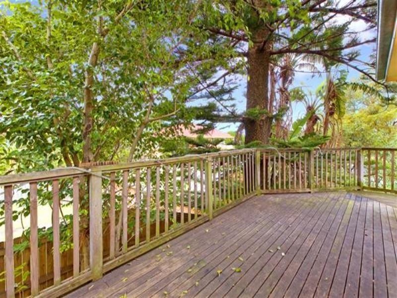 31B Parr Avenue, North Curl Curl NSW 2099