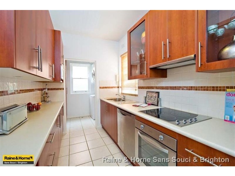 2/146 Russell Avenue, Dolls Point NSW 2219