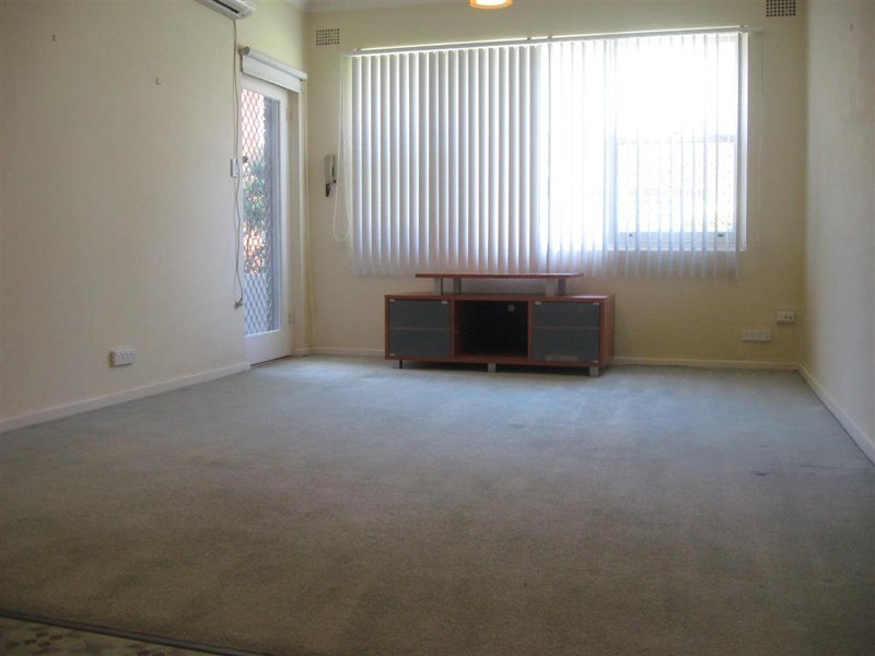 2/34 Banks Street, Monterey NSW 2217