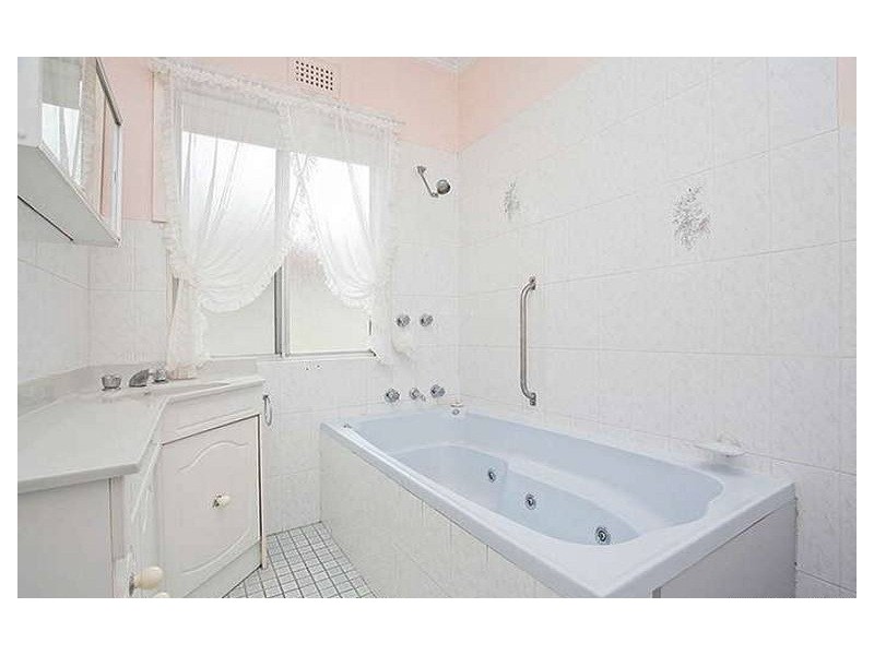 60 Tuffy Avenue, Sans Souci NSW 2219